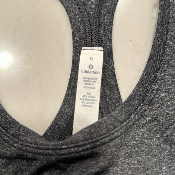 Lululemon Tank NWOT - Picture 6 of 7
